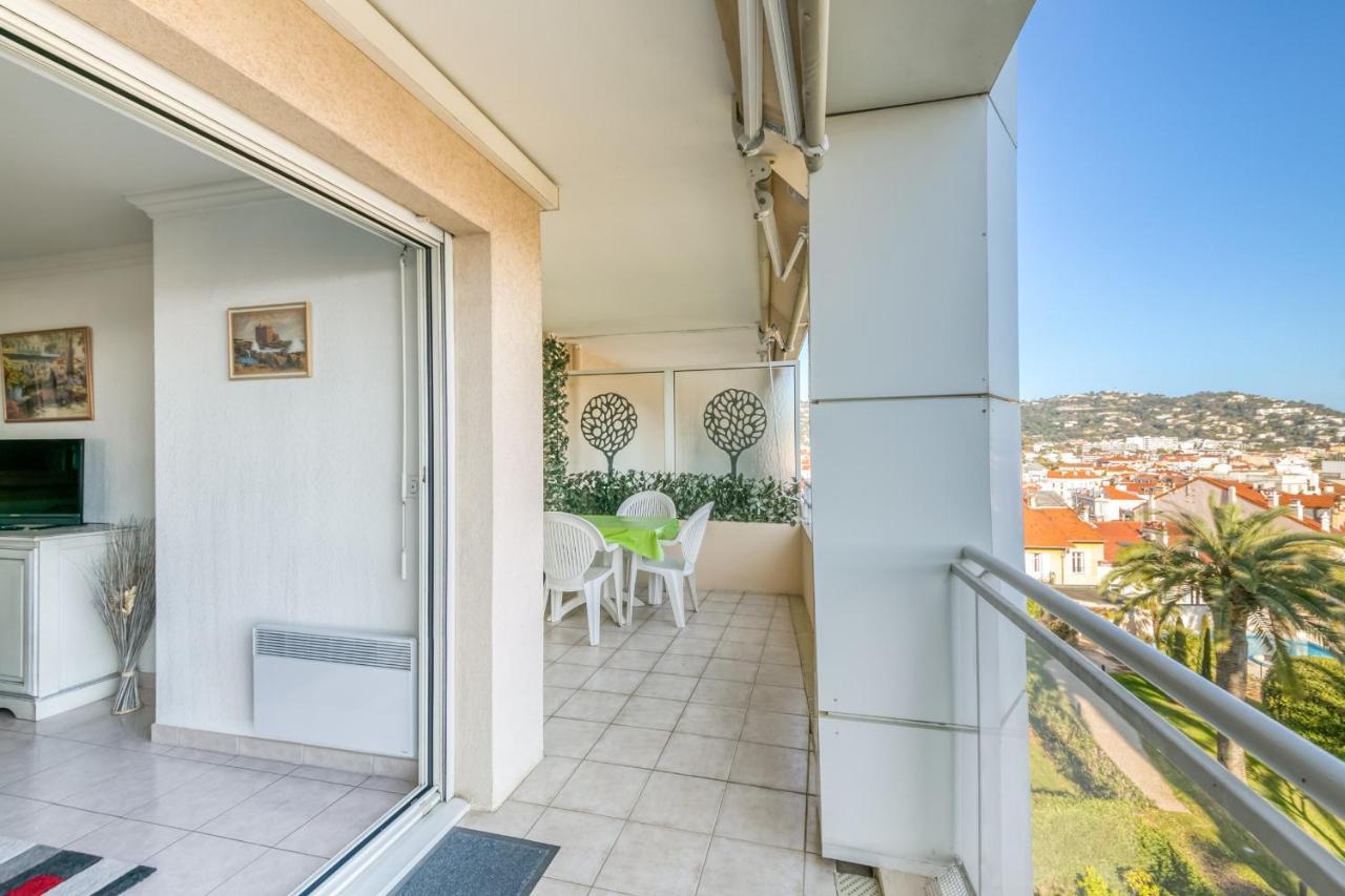 Immogroom - Sea View - Swimming Pool - Terrace- Clim Apartment *