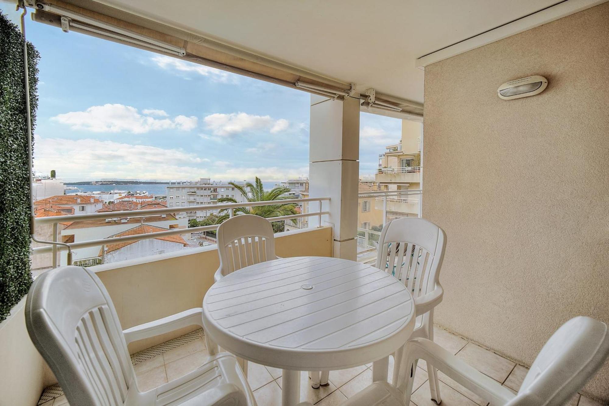 Immogroom - Sea View - Swimming Pool - Terrace- Clim Cannes