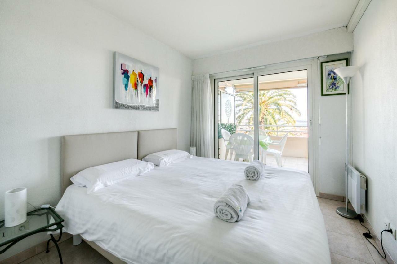 Immogroom - Sea View - Swimming Pool - Terrace- Clim Apartment
